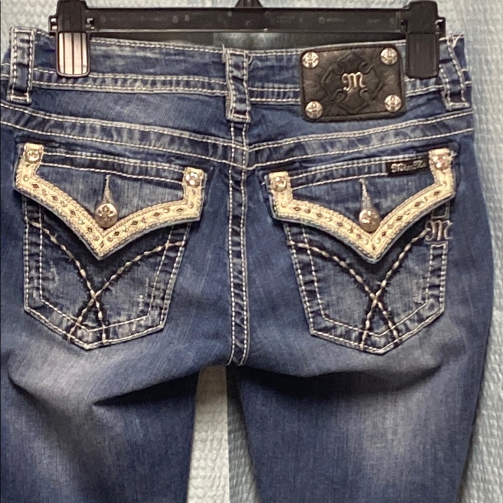 Miss Me size 27 Blue Jeans with Embellished Pockets bling boot cut stretch comfy